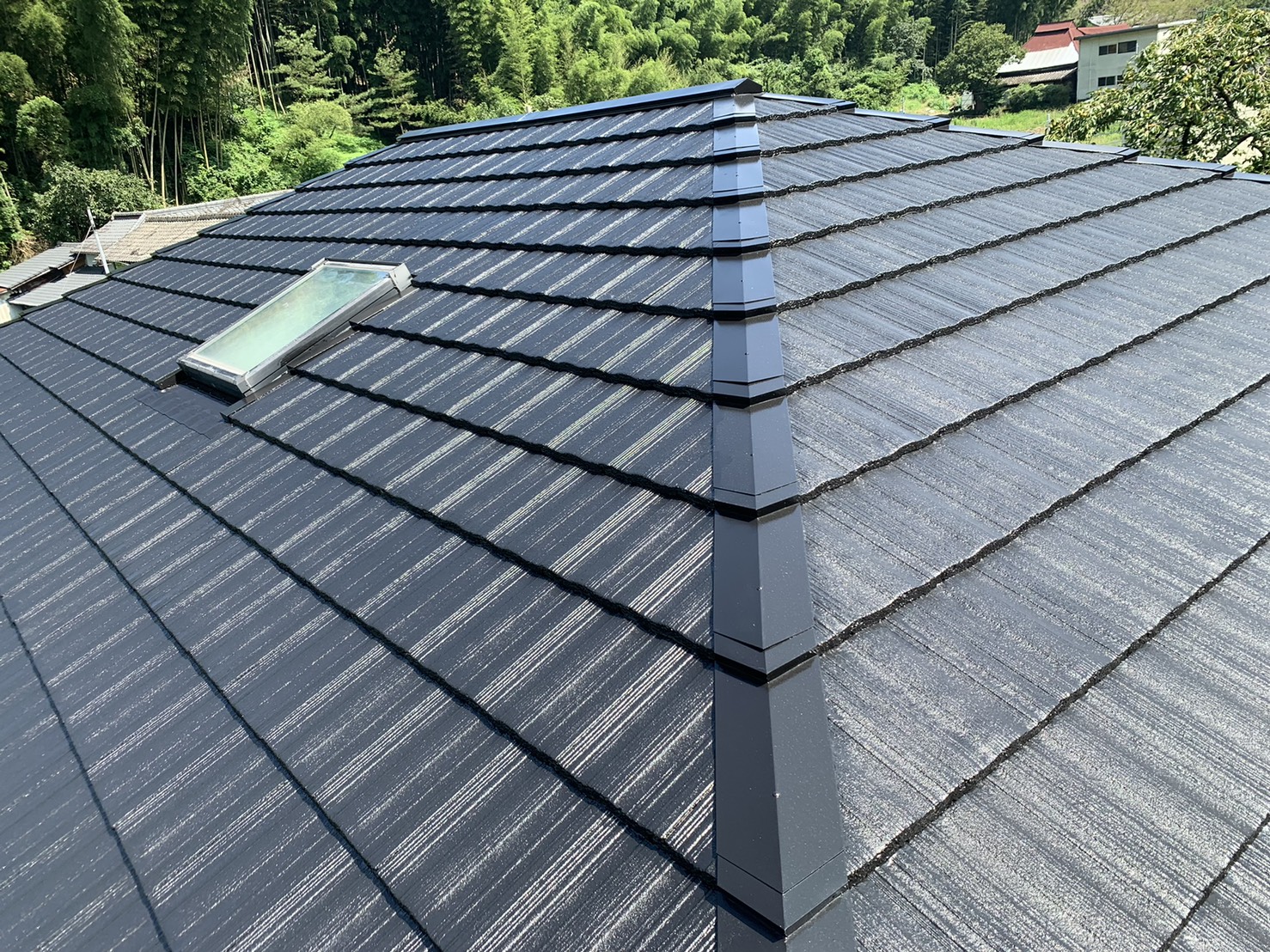 みやま市T様邸にてモニエル瓦の塗装工事！